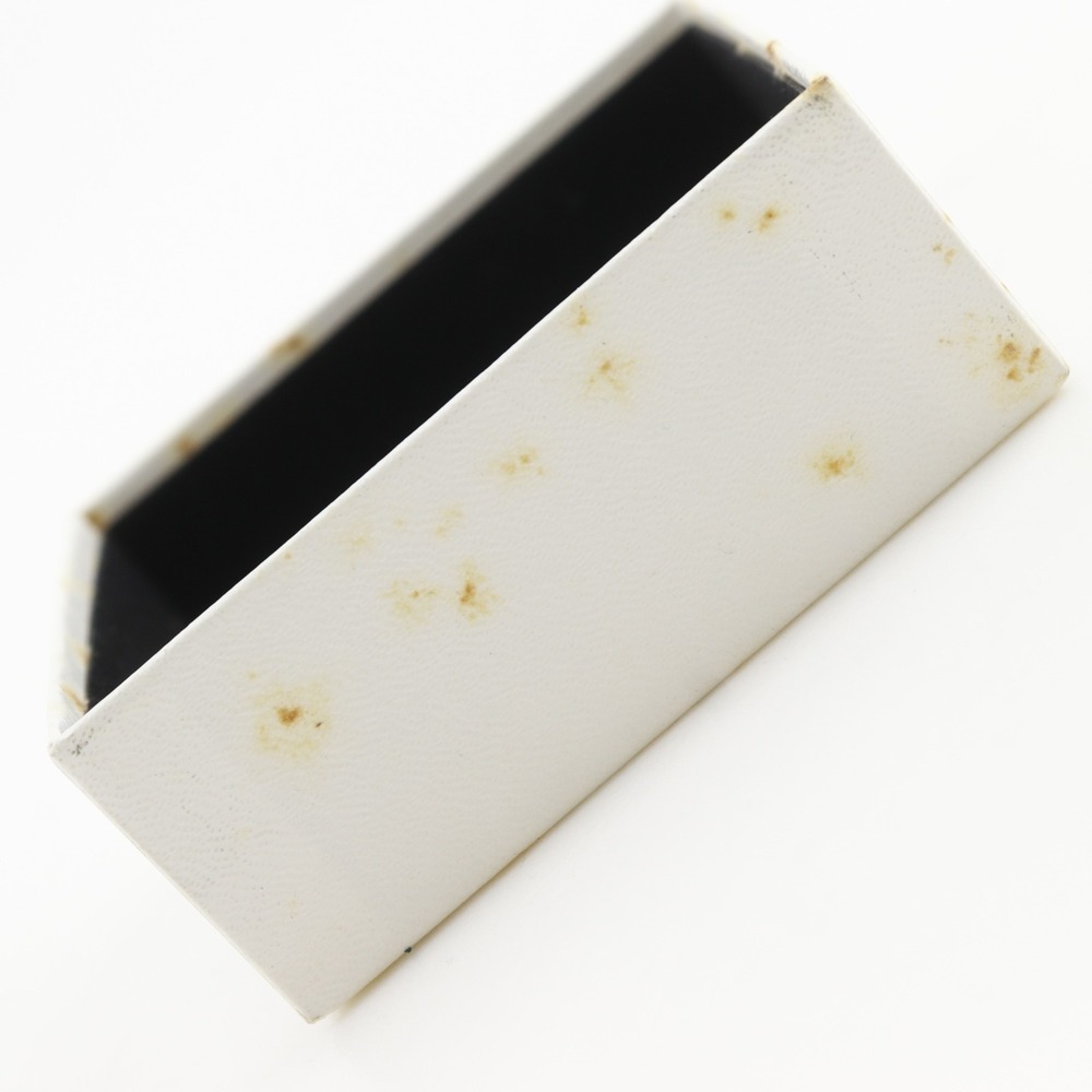 CHANEL Vintage Black Leather Logo Earrings - Picture 12 of 13